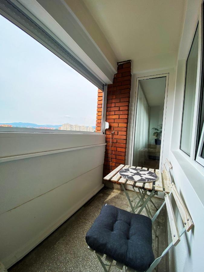 Apartman Milica Apartment Nis Bagian luar foto